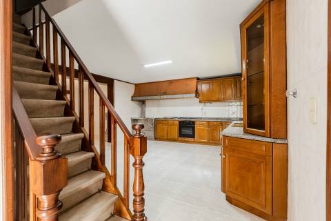 Moradia T4 Venda em Vila Nova de Famalicão e Calendário,Vila Nova de Famalicão