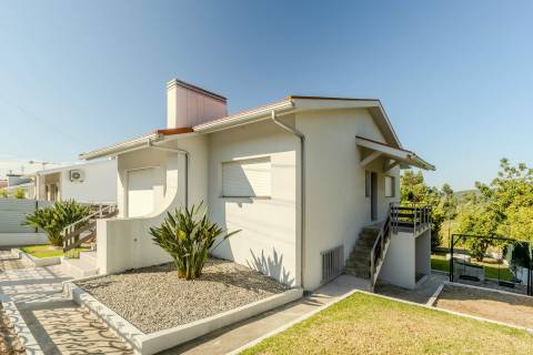 Moradia T4 Venda em Vila Nova de Famalicão e Calendário,Vila Nova de Famalicão