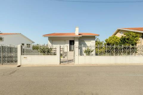 Moradia T4 Venda em Vila Nova de Famalicão e Calendário,Vila Nova de Famalicão