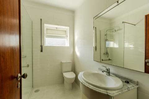 Moradia T4 Venda em Vila Nova de Famalicão e Calendário,Vila Nova de Famalicão