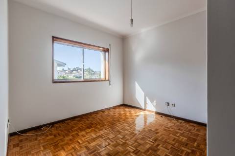 Moradia T4 Venda em Vila Nova de Famalicão e Calendário,Vila Nova de Famalicão