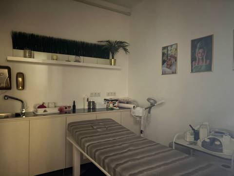 Loja  Arrendamento em Vila Nova de Famalicão e Calendário,Vila Nova de Famalicão