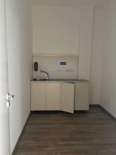 Loja  Arrendamento em Vila Nova de Famalicão e Calendário,Vila Nova de Famalicão