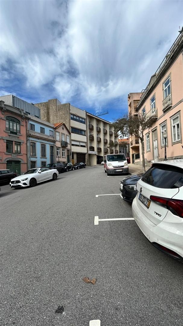 Apartamento T0+1 Arrendamento em Aldoar, Foz do Douro e Nevogilde,Porto
