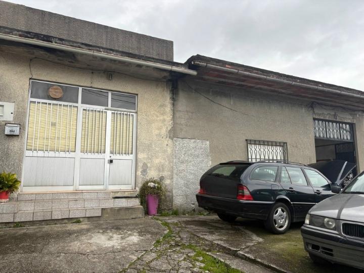 Loja  Venda em Vila Nova de Famalicão e Calendário,Vila Nova de Famalicão