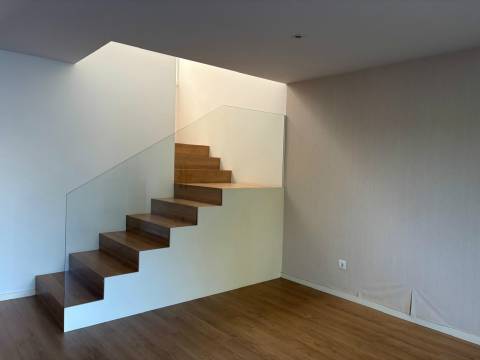 Moradia Geminada T3 Venda em Lemenhe, Mouquim e Jesufrei,Vila Nova de Famalicão