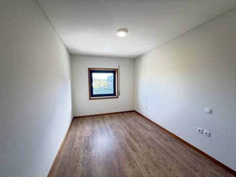 Apartamento T3 Venda em Brufe,Vila Nova de Famalicão