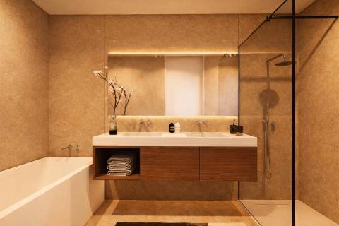 Moradia T4 Venda em Vila Nova de Famalicão e Calendário,Vila Nova de Famalicão