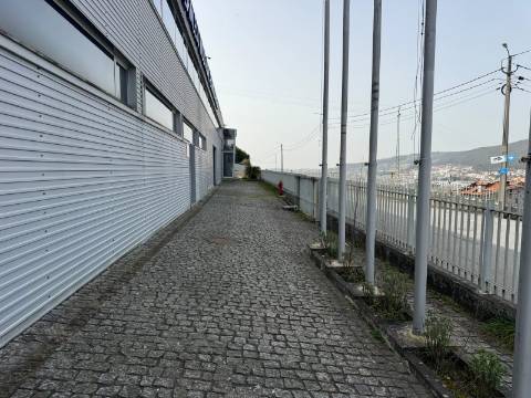 Armazém  Venda em Mogege,Vila Nova de Famalicão