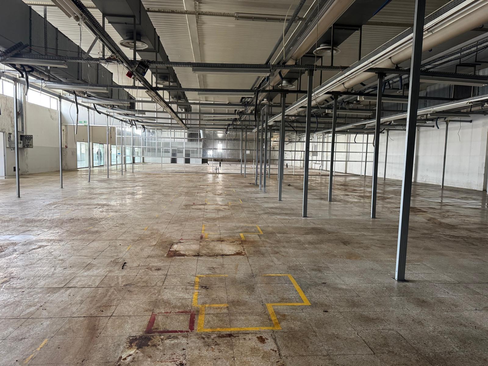 Armazém  Venda em Mogege,Vila Nova de Famalicão