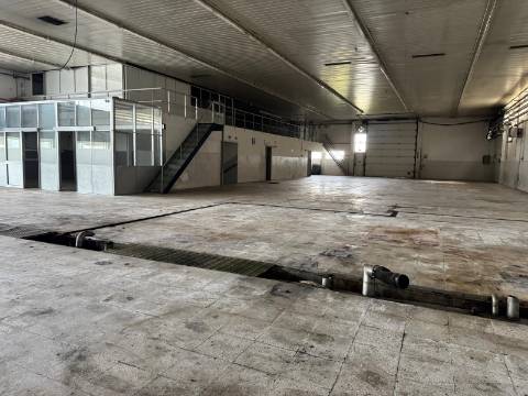 Armazém  Venda em Mogege,Vila Nova de Famalicão