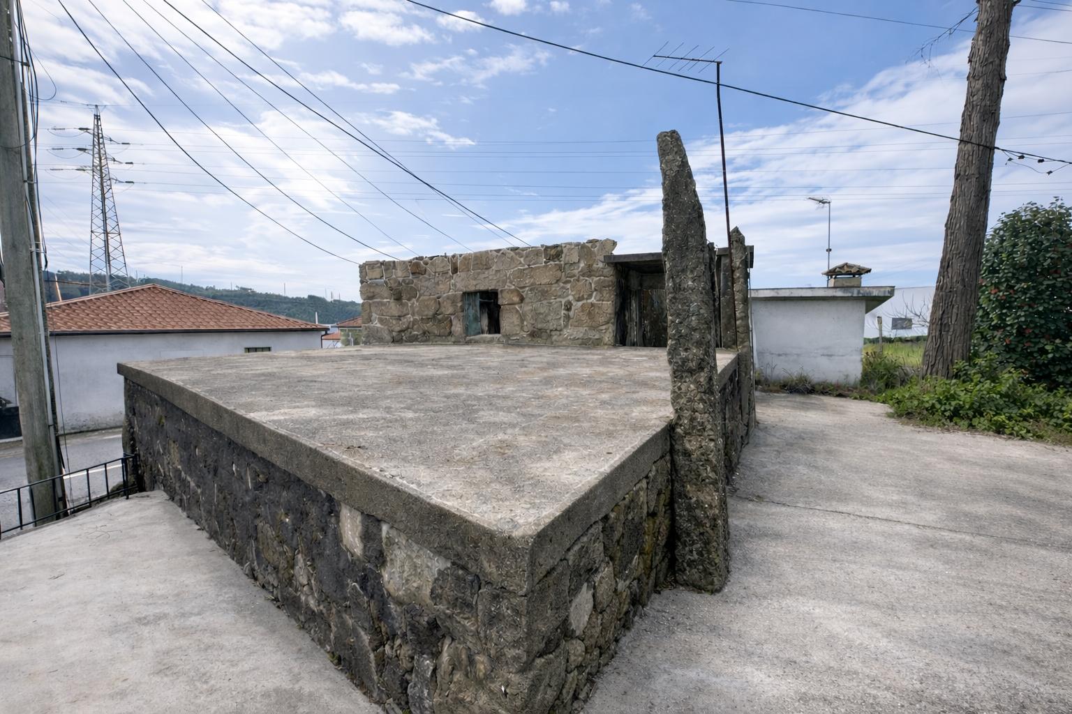 Moradia para Restaurar T3 Venda em Gondar,Guimarães