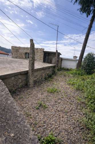 Moradia para Restaurar T3 Venda em Gondar,Guimarães