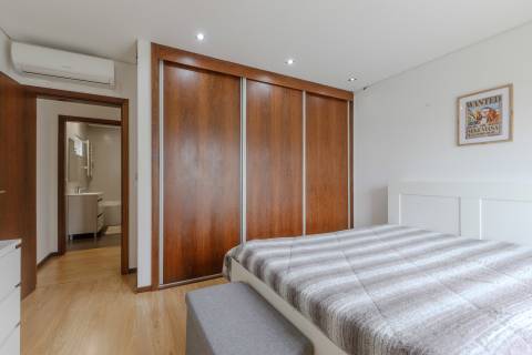 Moradia T3 Venda em Pousada de Saramagos,Vila Nova de Famalicão