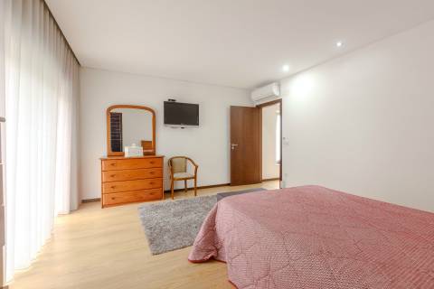 Moradia T3 Venda em Pousada de Saramagos,Vila Nova de Famalicão