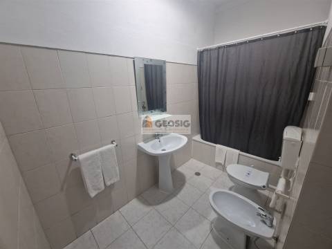 Residencial T5 Venda em Almodôvar e Graça dos Padrões,Almodôvar