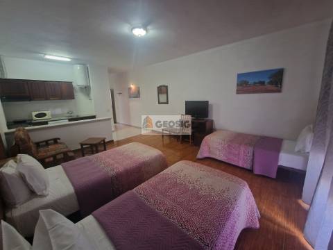 Residencial T5 Venda em Almodôvar e Graça dos Padrões,Almodôvar