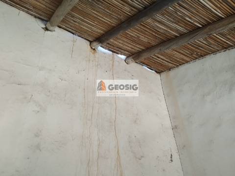 Moradia para Restaurar T2 Venda em Ameixial,Loulé