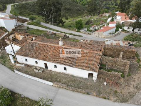 Moradia para Restaurar T2 Venda em Ameixial,Loulé