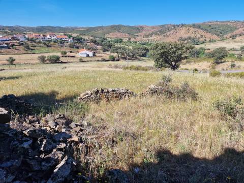 Moradia para Restaurar T2 Venda em Ameixial,Loulé