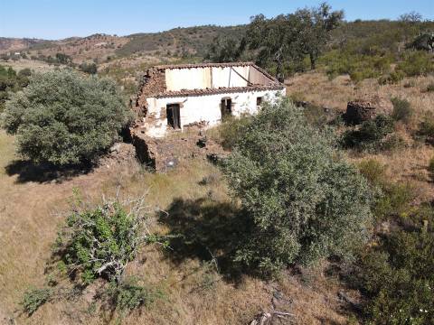 Moradia para Restaurar T2 Venda em Ameixial,Loulé