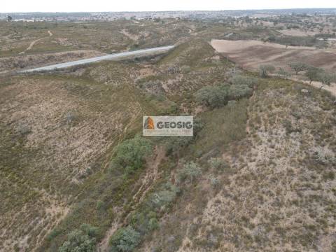Quintinha  Venda em Santa Clara-a-Nova e Gomes Aires,Almodôvar
