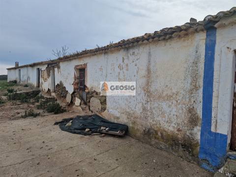 Moradia Geminada T3 Venda em Ourique,Ourique