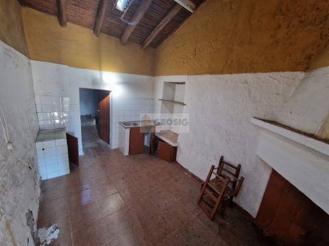 Moradia T3 Venda em Martim Longo,Alcoutim