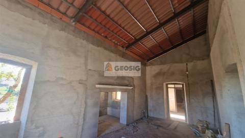 Moradia para Restaurar T9 Venda em Entradas,Castro Verde