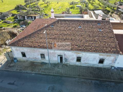 Moradia para Restaurar T9 Venda em Entradas,Castro Verde