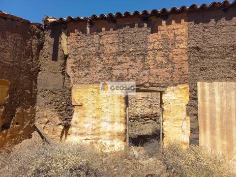 Quintinha T1 Venda em Santa Clara-a-Nova e Gomes Aires,Almodôvar