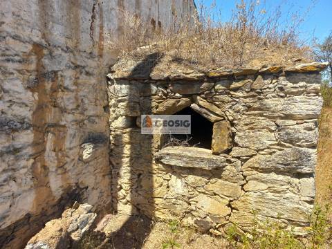 Quintinha T1 Venda em Santa Clara-a-Nova e Gomes Aires,Almodôvar