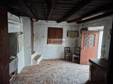 Moradia T2 Venda em Santa Cruz,Almodôvar