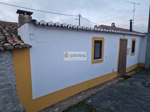 Moradia T1 Venda em Santa Bárbara de Padrões,Castro Verde