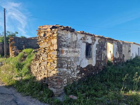 Moradia Devoluta T2 Venda em São Marcos da Ataboeira,Castro Verde