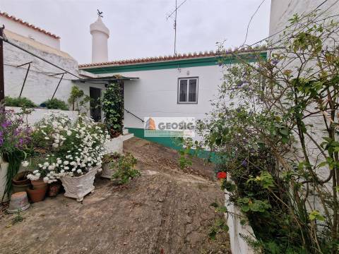 Moradia Geminada T2 Venda em Santa Cruz,Almodôvar