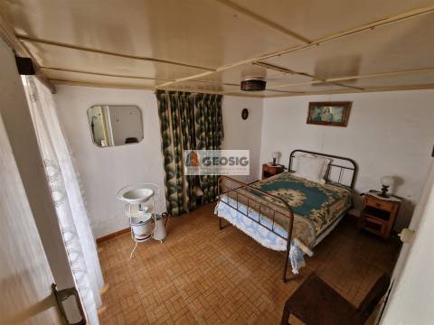 Moradia Geminada T2 Venda em Santa Cruz,Almodôvar