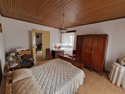 Moradia Geminada T2 Venda em Santa Cruz,Almodôvar