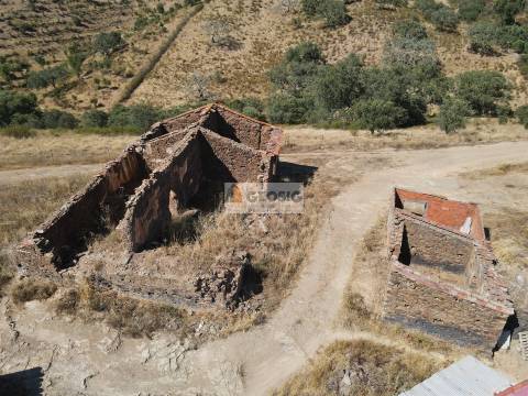 Quinta T3 Venda em Santa Clara-a-Nova e Gomes Aires,Almodôvar