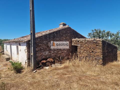 Quinta T4+2 Venda em Ourique,Ourique