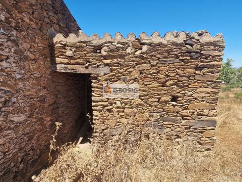 Quinta T4+2 Venda em Ourique,Ourique