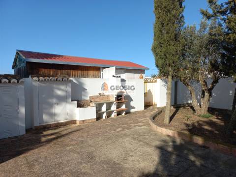 Quintinha T2 Venda em Almodôvar e Graça dos Padrões,Almodôvar