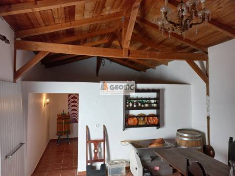 Quintinha T2 Venda em Almodôvar e Graça dos Padrões,Almodôvar