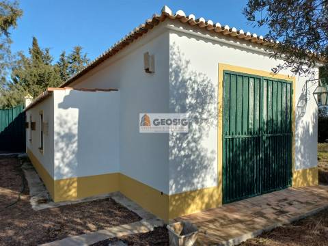 Quintinha T2 Venda em Almodôvar e Graça dos Padrões,Almodôvar