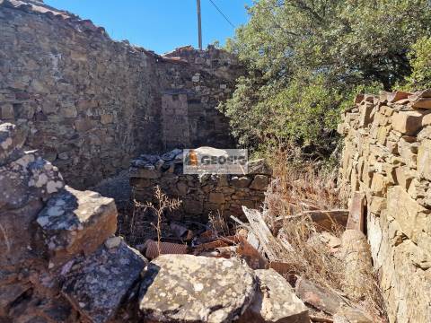 Moradia T3 Venda em Santa Cruz,Almodôvar