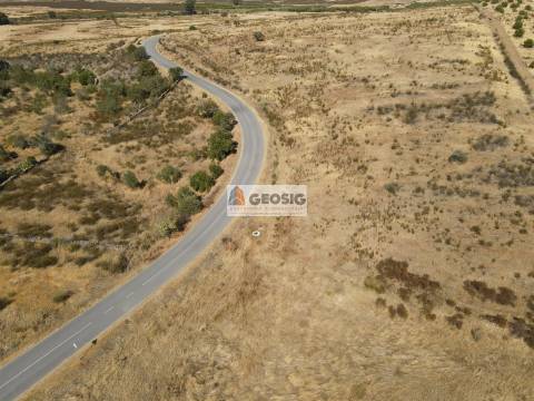 Terreno Rústico  Venda em São Miguel do Pinheiro, São Pedro de Solis e São Sebastião dos Carros,Mértola