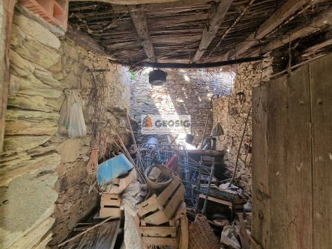 Moradia para Restaurar T3 Venda em Santa Cruz,Almodôvar