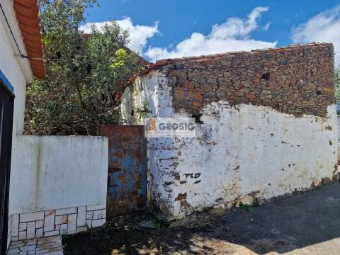 Moradia para Restaurar T3 Venda em Santa Cruz,Almodôvar