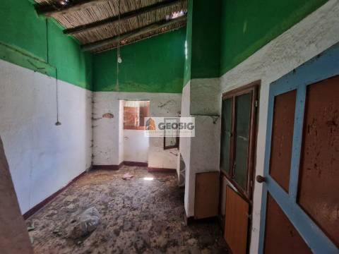 Moradia para Restaurar T3 Venda em Santa Cruz,Almodôvar