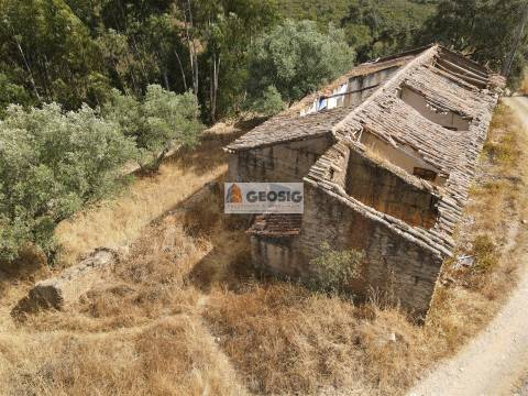 Moradia T2+1 Venda em São Barnabé,Almodôvar